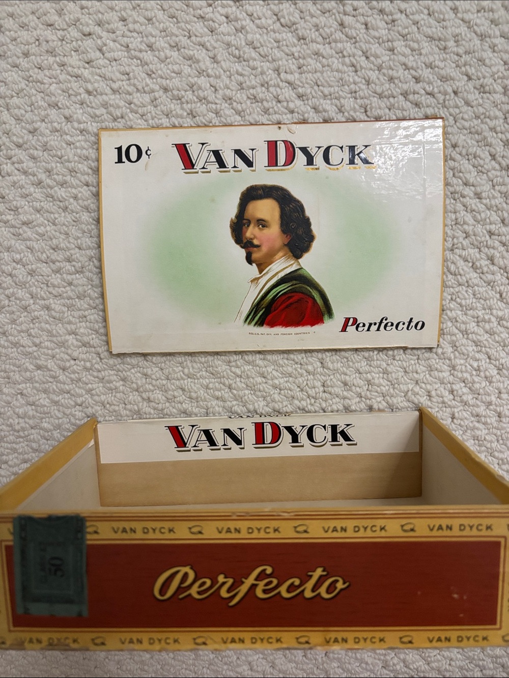 Vintage 1955 Van Dyck Perfecto Cigar Box 10